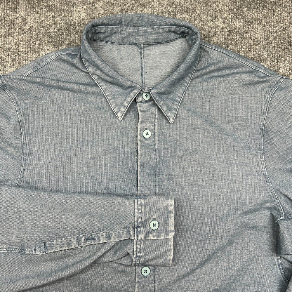 Lululemon Commission Long Sleeve Button Shirt Medium Mens Blue Stretch Active